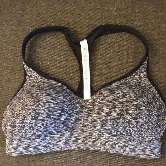 lululemon athletica Other - Lululemon sport bra size 8